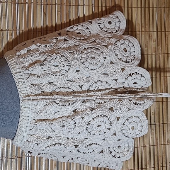 Sweet Cotton Blend (no-see-thru!) Crocheted Summer Shorts - Picture 3 of 11